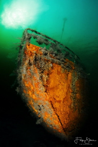 Wreck of "de Zeehond", Grevelingen,Zeeland, The Netherlands by Filip Staes 